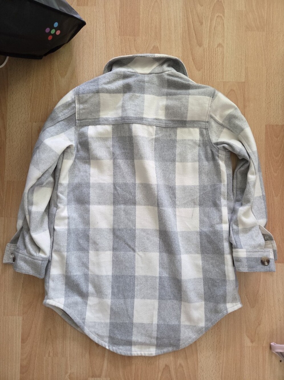 Old Navy Shacket - Picture 3 of 3